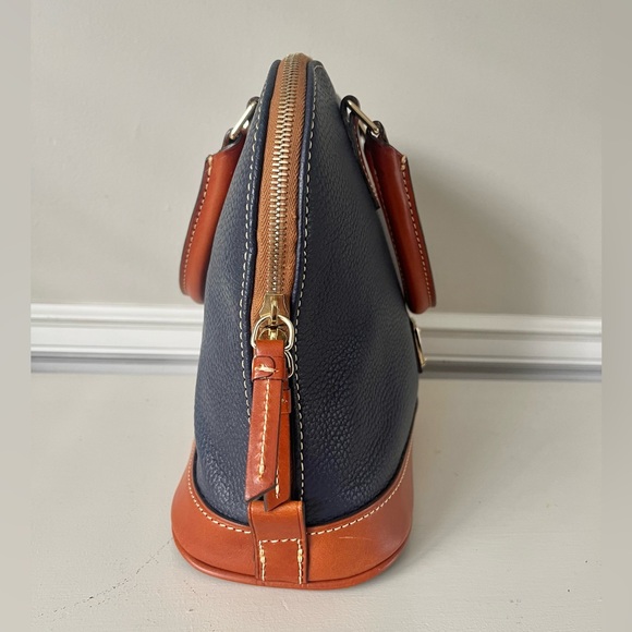 Dooney & Bourke Navy and brown leather handbag - Picture 4 of 10
